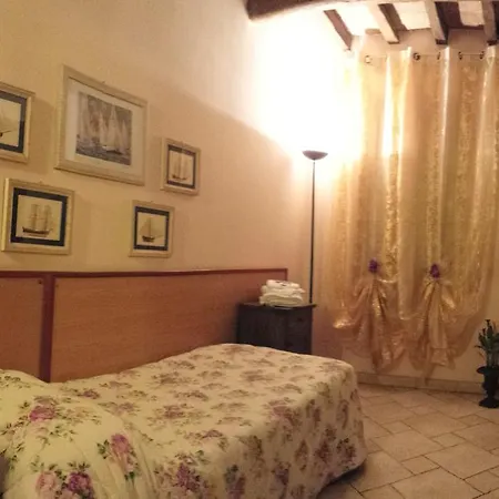 维安但丁之家酒店 3*