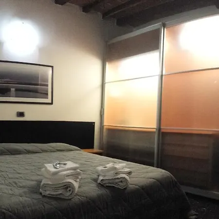 La Casa Del Viandante בית הארחה מודנה