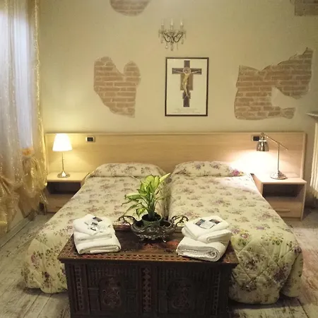 La Casa Del Viandante 3* מודנה